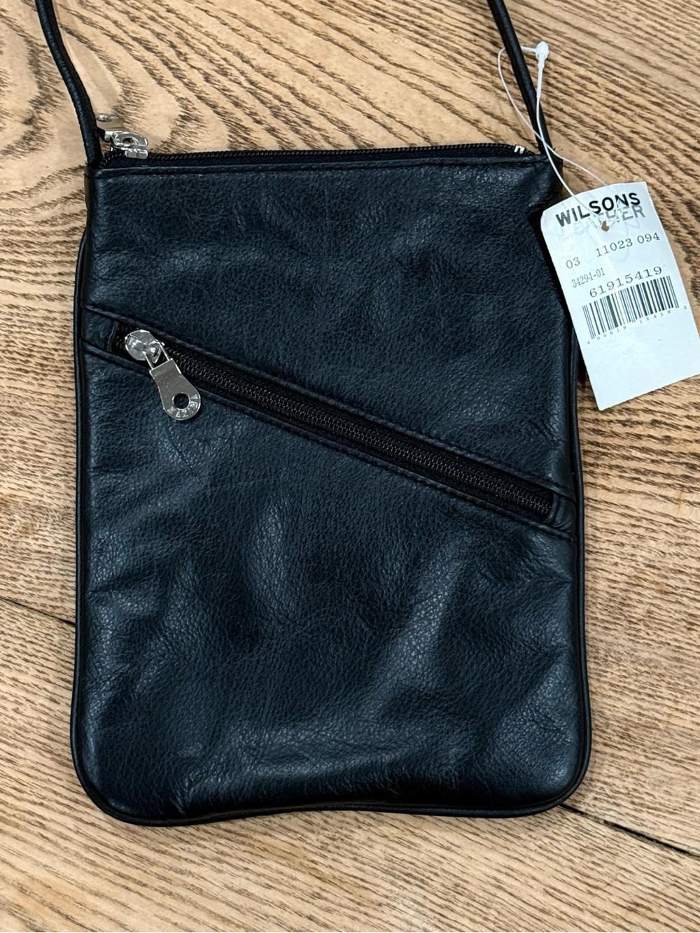 Wilsons Leather Black Men's Crossbody Pouch with Diagonal Zip